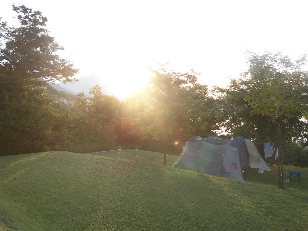 Hôtel Camping Colle Vento à Domaso Extérieur photo